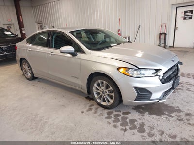 FORD FUSION HYBRID 2019