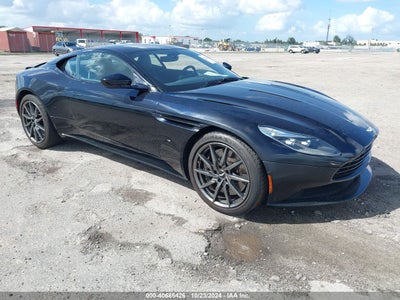 ASTON MARTIN DB11 2017