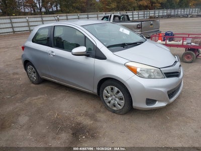 TOYOTA YARIS 2012