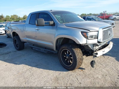 TOYOTA TUNDRA 2010