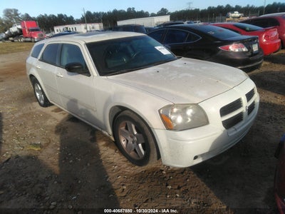 DODGE MAGNUM 2005