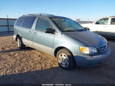 TOYOTA SIENNA 2000