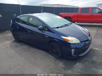 TOYOTA PRIUS 2014