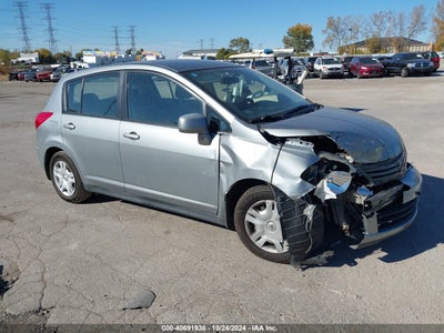 NISSAN VERSA 2010