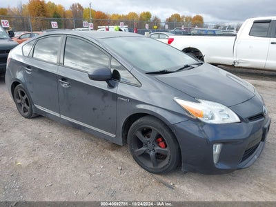 TOYOTA PRIUS 2013