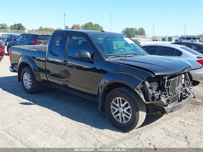 NISSAN FRONTIER 2017