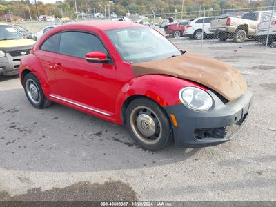 VOLKSWAGEN BEETLE 2012