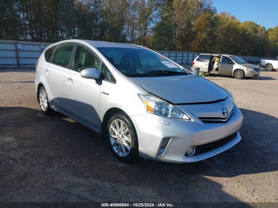 TOYOTA PRIUS V 2012