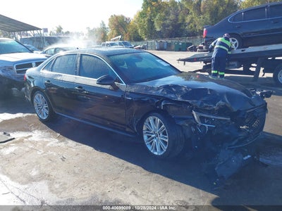 AUDI A4 2019