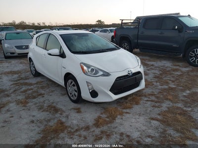 TOYOTA PRIUS C 2015