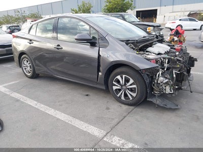 TOYOTA PRIUS PRIME 2018