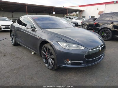 TESLA MODEL S 2014