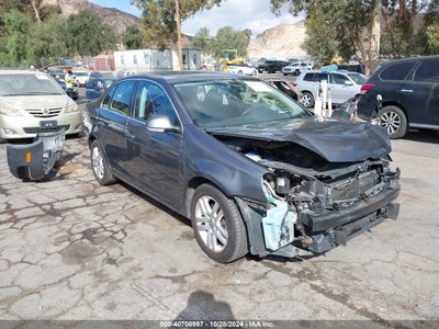 VOLKSWAGEN JETTA 2010