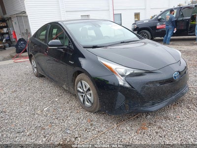 TOYOTA PRIUS 2018