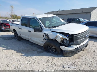 FORD F-150 LIGHTNING 2023