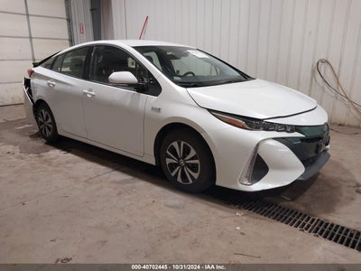 TOYOTA PRIUS PRIME 2017