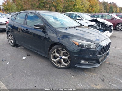 FORD FOCUS ST 2015