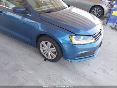 VOLKSWAGEN JETTA 2017