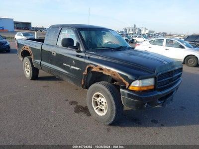 DODGE DAKOTA 2000