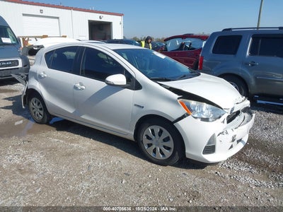 TOYOTA PRIUS C 2013