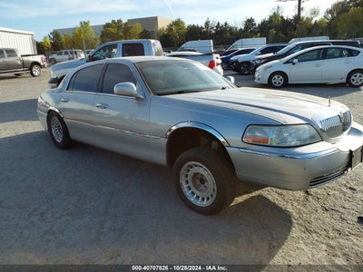 LINCOLN TOWN CAR 2007