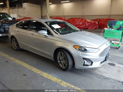 FORD FUSION HYBRID 2019