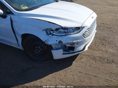 FORD FUSION 2019