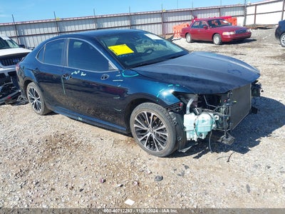 TOYOTA CAMRY 2020