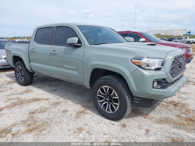 TOYOTA TACOMA 2022