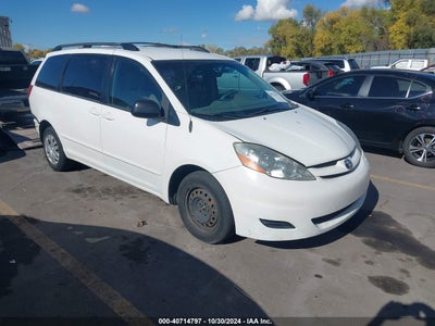 TOYOTA SIENNA 2008