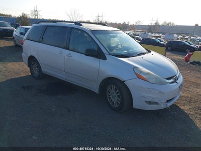TOYOTA SIENNA 2008