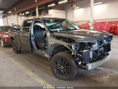TOYOTA TUNDRA 2024