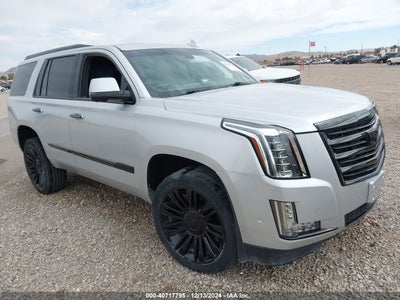 CADILLAC ESCALADE 2017