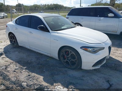 ALFA ROMEO GIULIA 2022