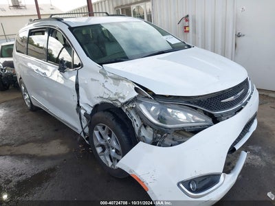 CHRYSLER PACIFICA 2017