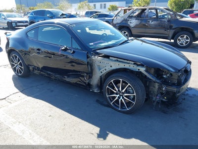 TOYOTA GR86 2024