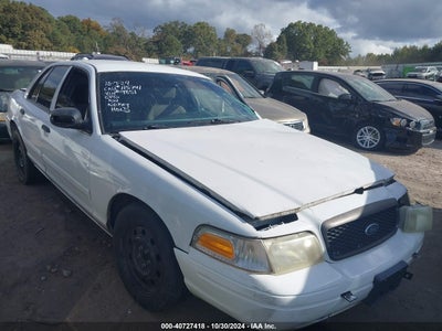 FORD CROWN VICTORIA 2009