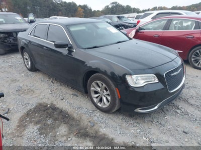 CHRYSLER 300 2015