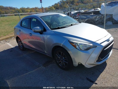 TOYOTA YARIS 2019