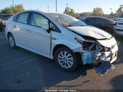 TOYOTA PRIUS PLUG-IN 2014