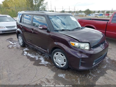 SCION XB 2012