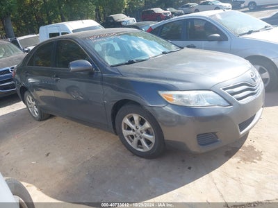 TOYOTA CAMRY 2011