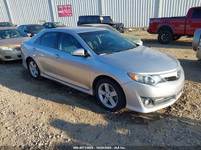 TOYOTA CAMRY 2014