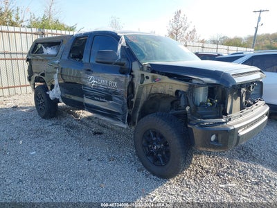 TOYOTA TUNDRA 2021