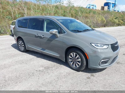 CHRYSLER PACIFICA HYBRID 2022