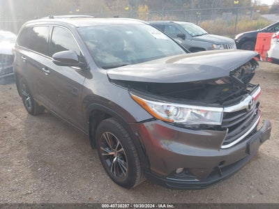 TOYOTA HIGHLANDER 2016