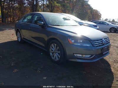 VOLKSWAGEN PASSAT 2012