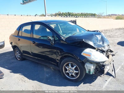 NISSAN VERSA 2010