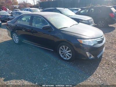 TOYOTA CAMRY 2014
