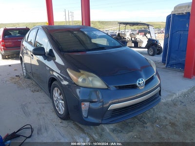 TOYOTA PRIUS PLUG-IN 2013